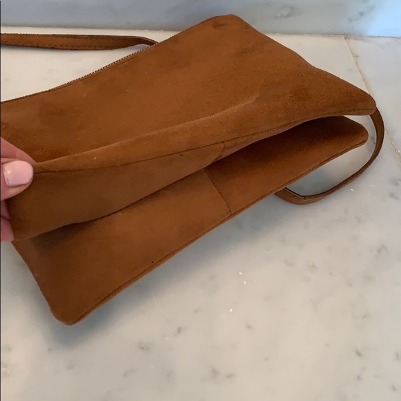 Suede cross over body purse - Picture 3 of 4